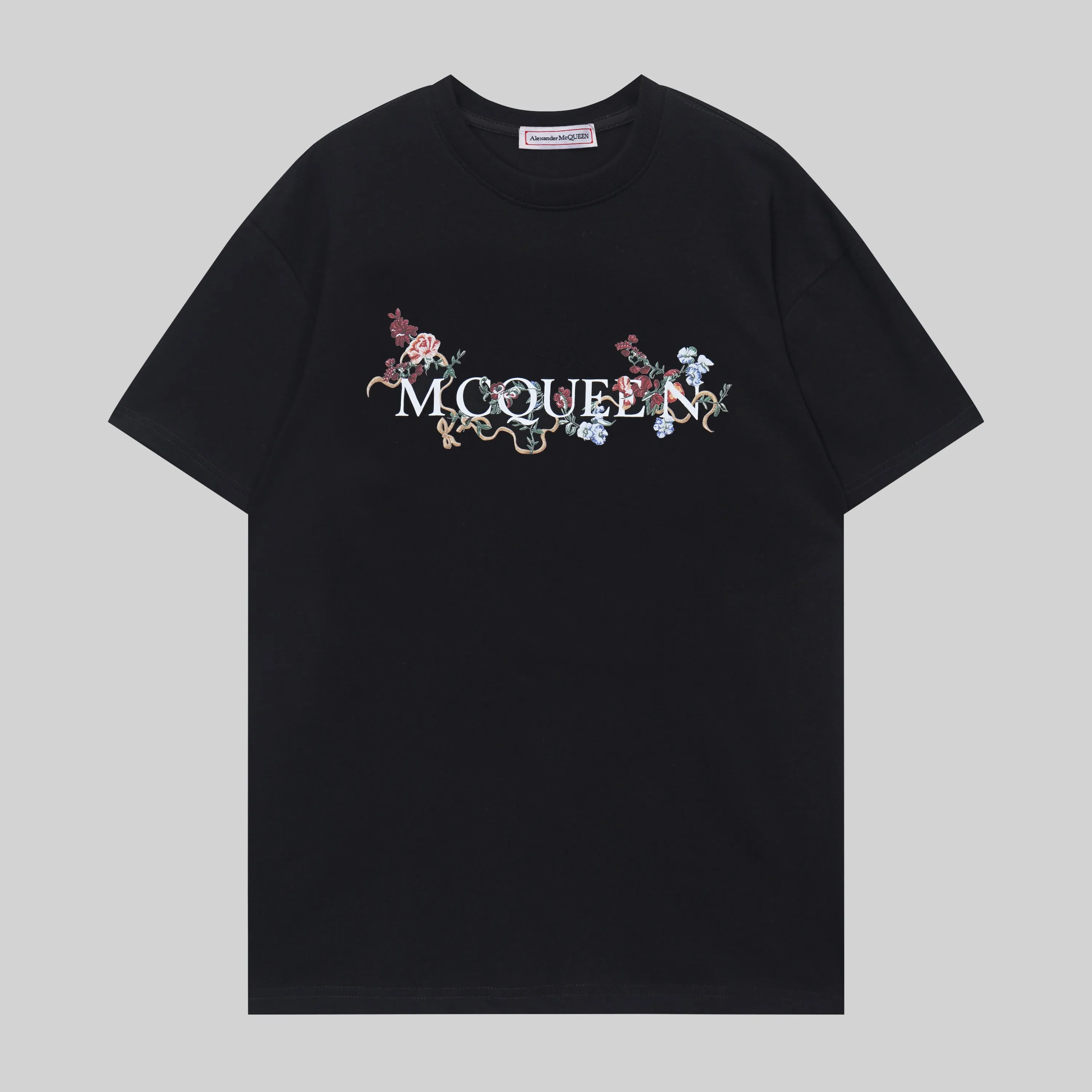T 139 Alexander Mcqueen* 26New Arrival T ， 。 、 ， 。 ： 、 ，Size S-XXXL ， 60
